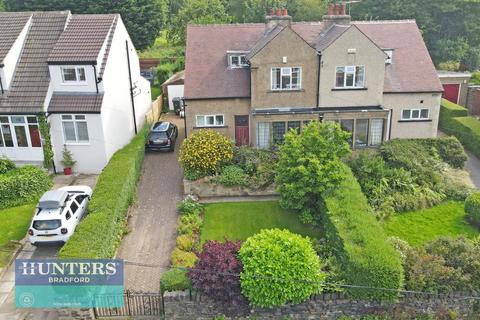 3 bedroom semi-detached house for sale, Ravenscliffe Road, Calverley, Pudsey, West Yorkshire, LS28 5RZ