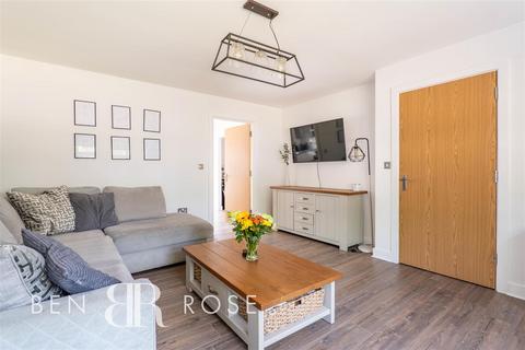 32 Chapel Way, Coppull, Chorley, PR7 4QN