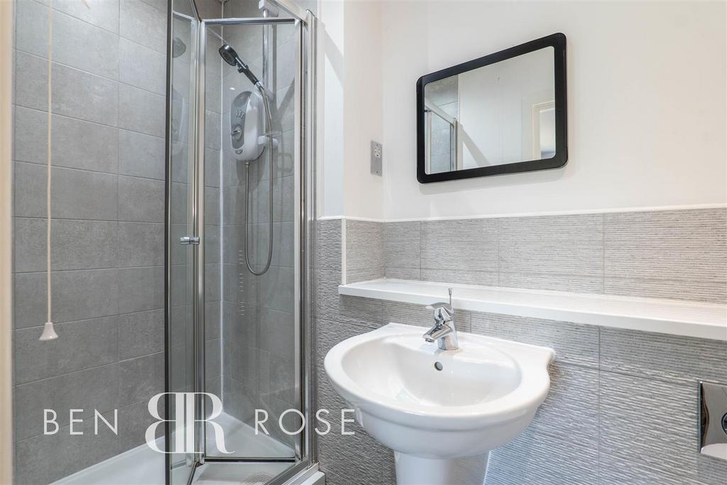 Master Ensuite