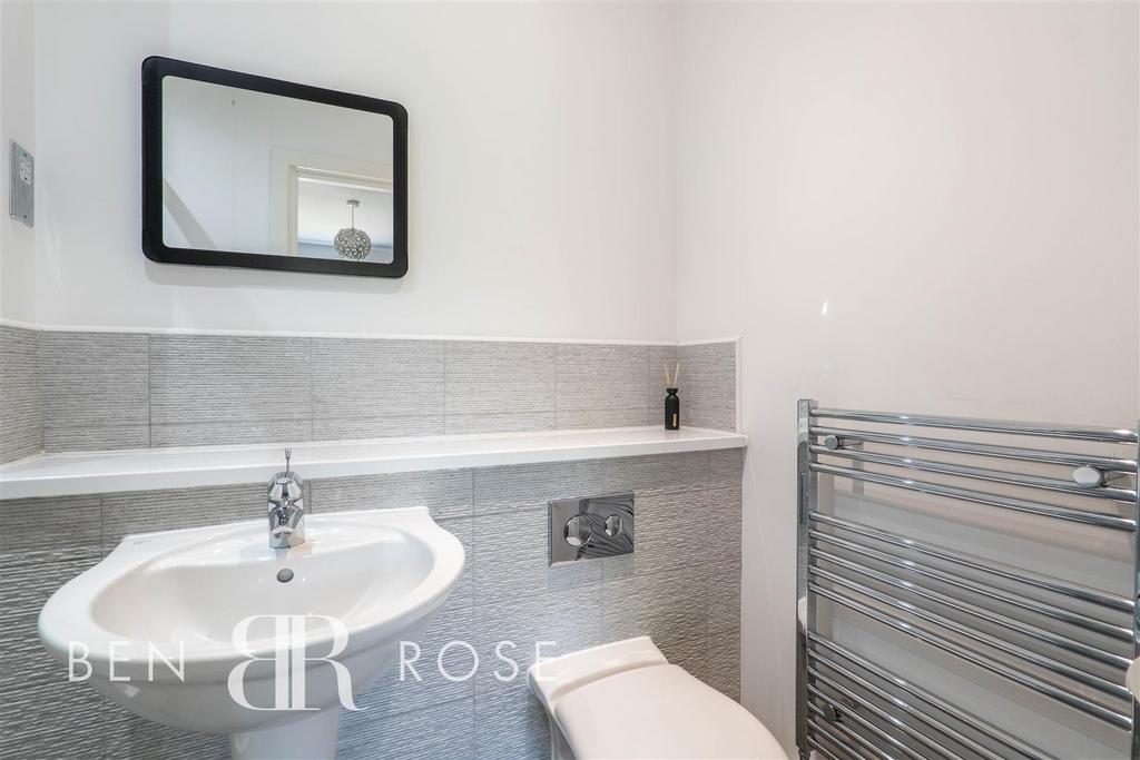 Master Ensuite