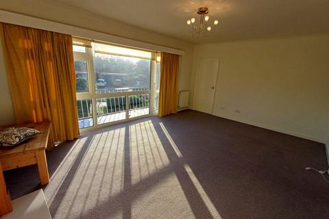 2 bedroom apartment to rent, Fulshaw Crt, W/S, SK9 5JB