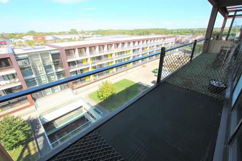 1 bedroom flat for sale, Lake Shore Drive, Bristol