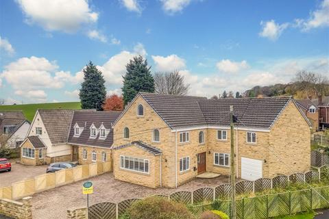 4 bedroom detached house for sale, Walton Station Lane, Wakefield WF2