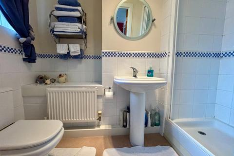 8 Foxfield Way, Northampton, NN4 5BE