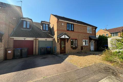 4 bedroom semi-detached house for sale, Oransay Close, Great Billing, Northampton NN3