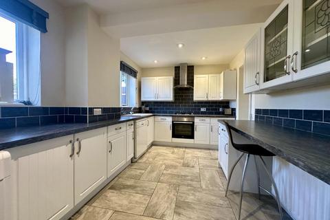 19 Kingsmead, Northampton, NN2 8HX