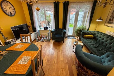 7 Wildacre Drive, Northampton, NN3 9GB