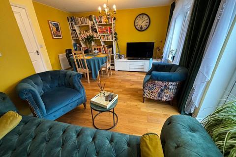7 Wildacre Drive, Northampton, NN3 9GB