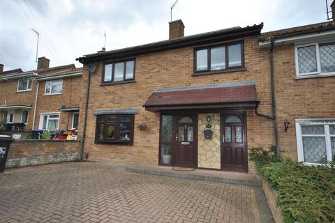 3 bedroom terraced house for sale, Swale Drive, Northampton