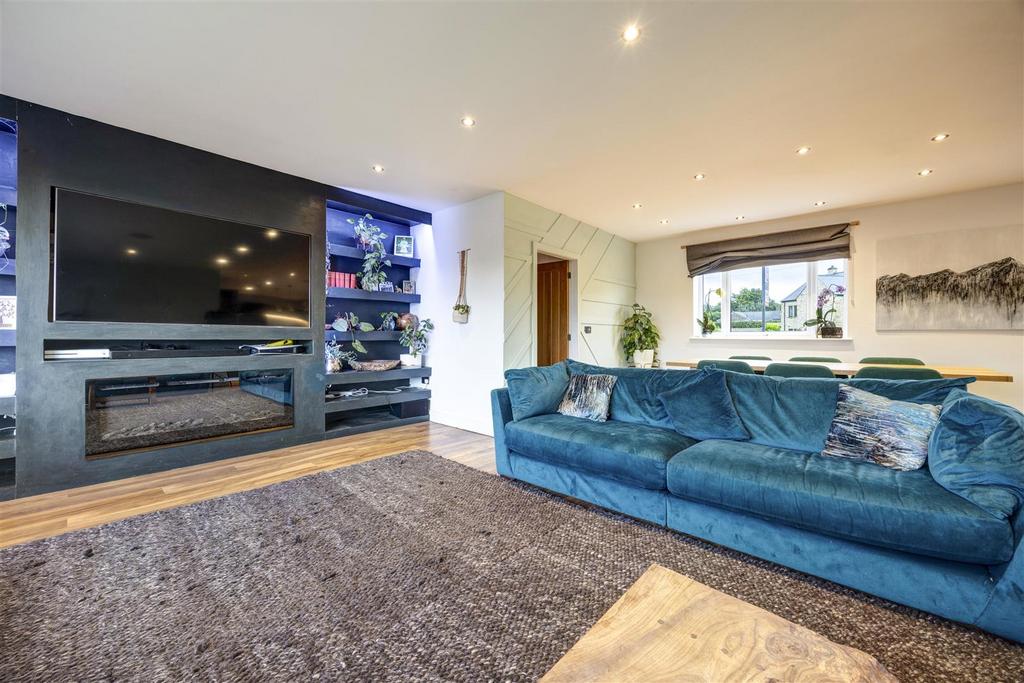 Open Plan Sitting &amp; Dining Room