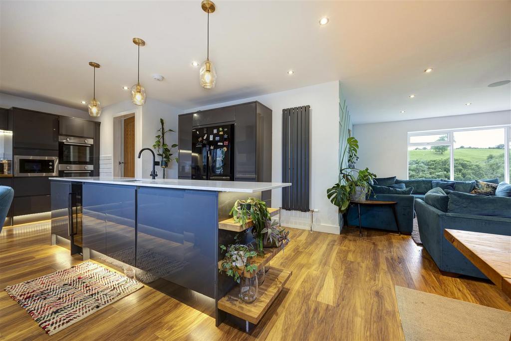 Open Plan Sitting &amp; Dining Room