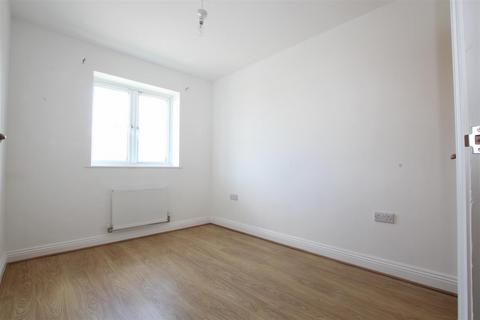 2 bedroom maisonette to rent, Chamberlayne Road, Eastleigh