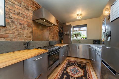 3 bedroom end of terrace house for sale, Fulford Street, Old Trafford