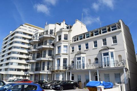 1 bedroom flat to rent, Kings Road, Brighton, BN1 2PJ