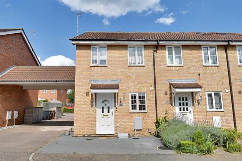 2 bedroom end of terrace house for sale, The Briars, Hertford SG13