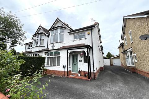 4 bedroom semi-detached house for sale, Victoria Street, Sandbach