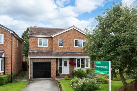 4 bedroom detached house for sale, Church Close, Tollerton