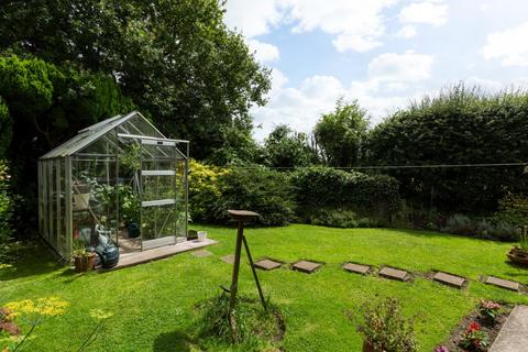 7 Church Close, Tollerton, York, YO61 1QS