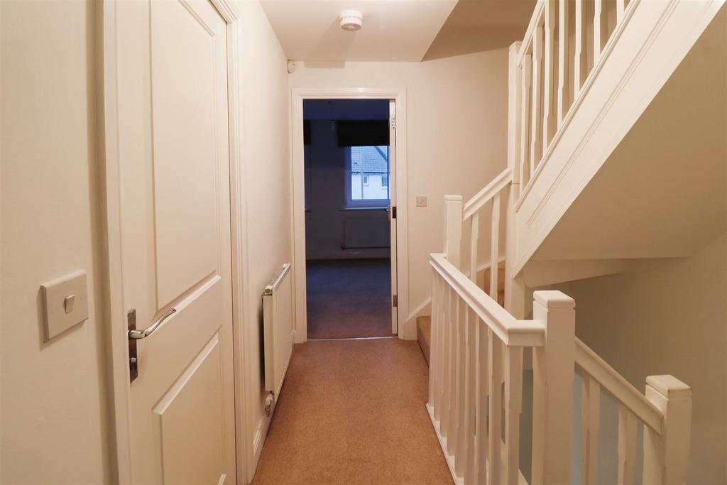 Bowhill Way 12.jpg