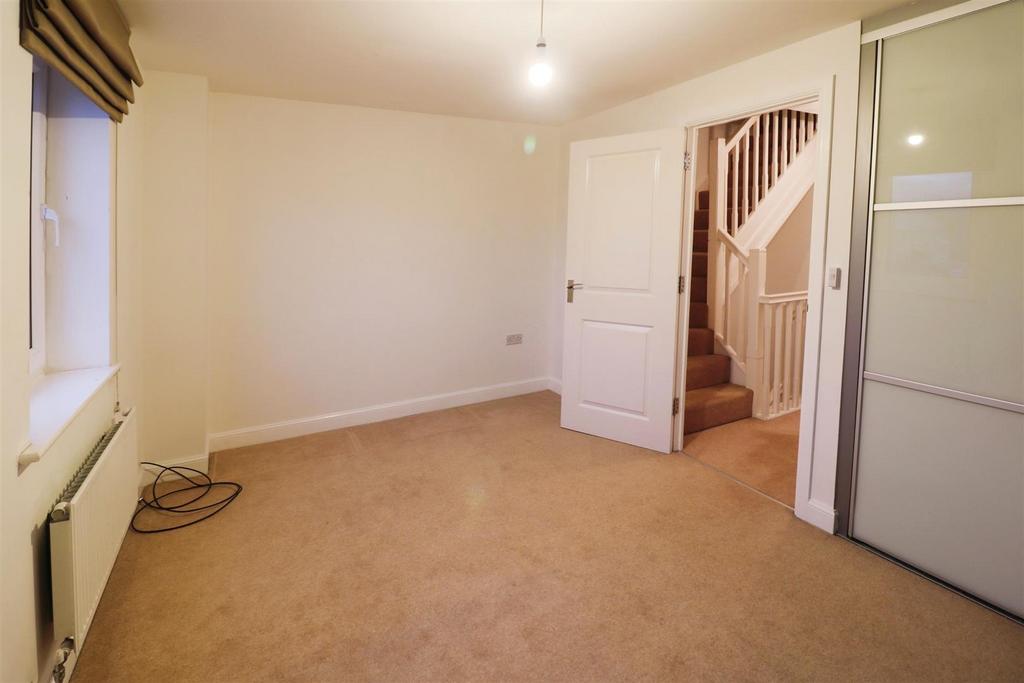 Bowhill Way 14.jpg