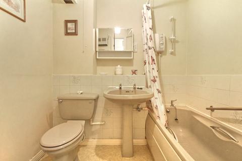 1 bedroom retirement property for sale, Collett Road, Ware, SG12