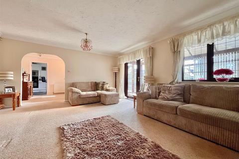 3 bedroom detached bungalow for sale, Tyne Mews, Caister-On-Sea