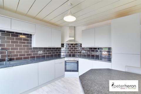 3 bedroom terraced house for sale, Marsden View, Whitburn, Sunderland