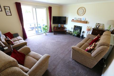 3 bedroom bungalow for sale, Cherry Walk, Orsett Heath