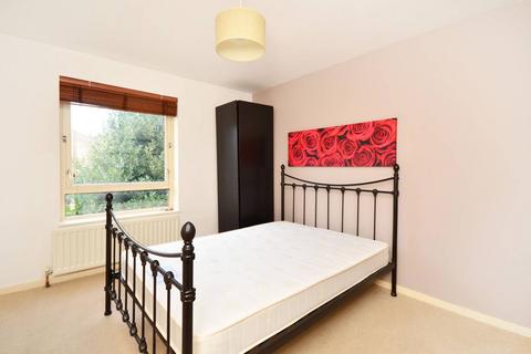 2 bedroom flat to rent, Lofting Road, Barnsbury, London, N1