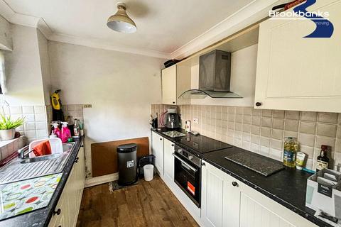 2 bedroom maisonette for sale, Goldsel Road, Swanley, BR8