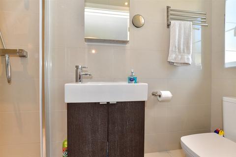 9a Sunnyside Road, Epping, CM16 4JP