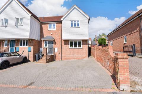 3 bedroom semi-detached house for sale, Sunnyside Road, Epping, Essex