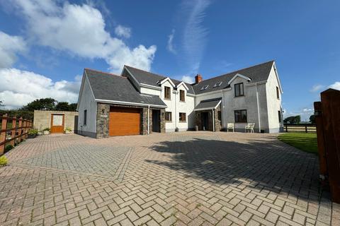 undefined, Llwyndrain, Llanfyrnach, SA35