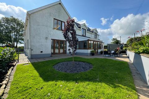undefined, Llwyndrain, Llanfyrnach, SA35