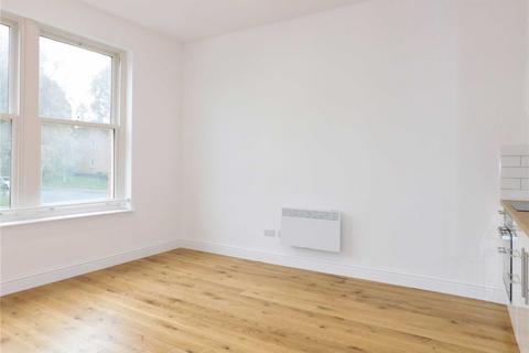 2 bedroom flat for sale, , Bow Street, Stockport, SK LG, Edgeley