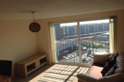 2 bedroom flat to rent, Castle Hill Road, Dover, CT16 1QY