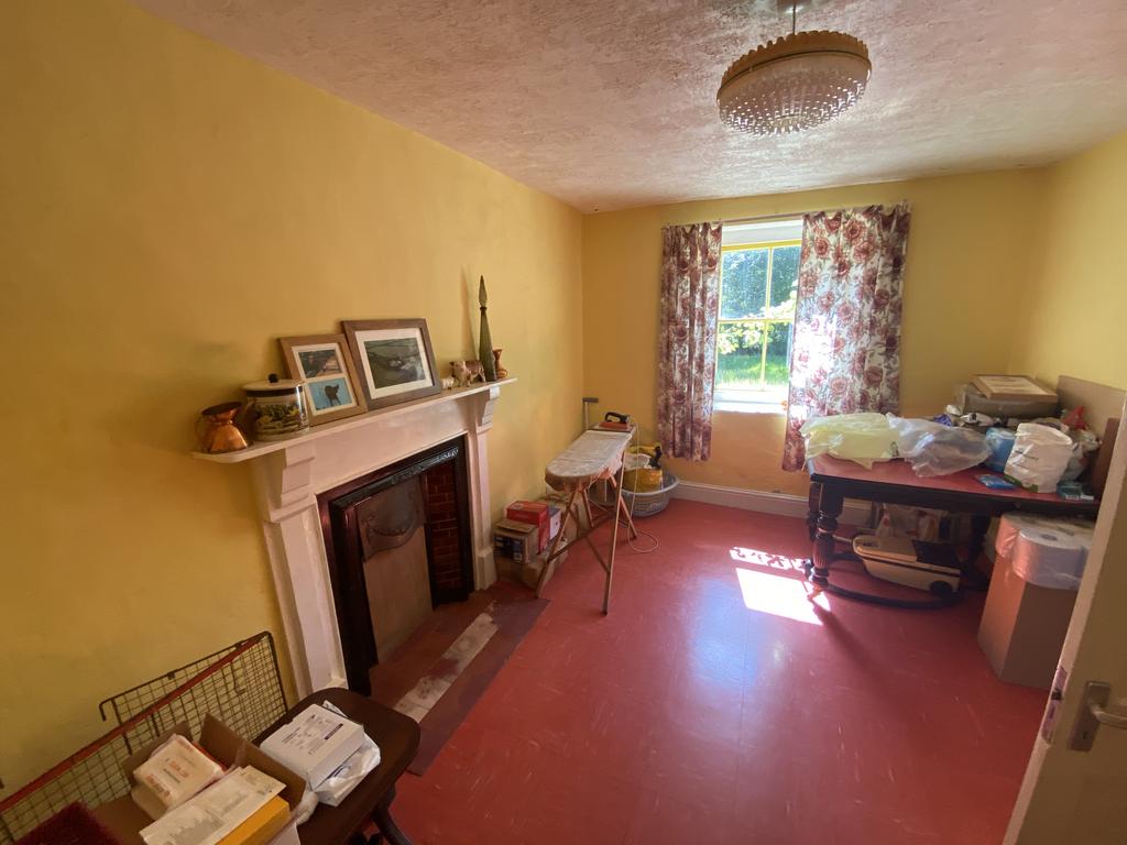 Parlour/Reception room 2