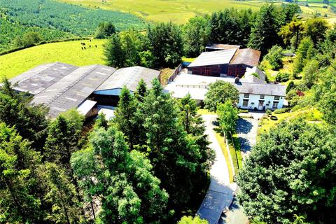 undefined, Llidiartywaun, Llanidloes, Powys, SY18