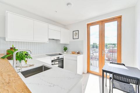 1 bedroom flat to rent, Peckham High Street, Peckham Rye, London, SE15