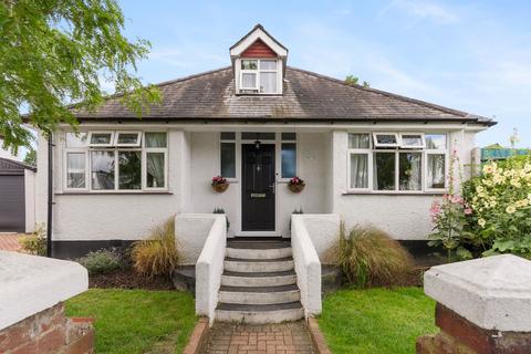 4 bedroom detached bungalow for sale, Oxford Road, Carshalton, SM5