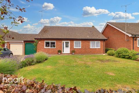 3 bedroom bungalow for sale, Church Street, Bradenham