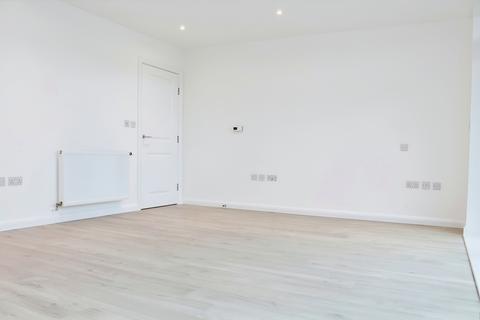 Studio to rent, Brewers Square Dartford Kent DA1