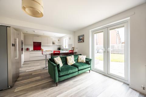 37 Bowes Place, Edinburgh, EH16 4WL
