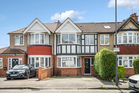 3 bedroom terraced house for sale, Clitheroe Avenue, Harrow, HA2