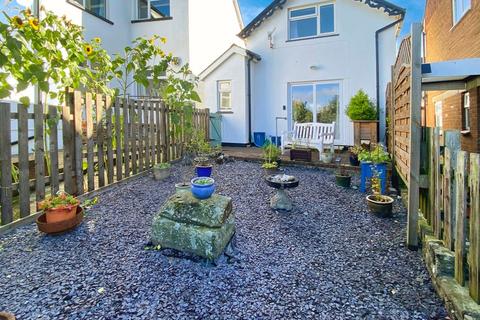 2 bedroom detached house for sale, Mount Street, Abergavenny NP7