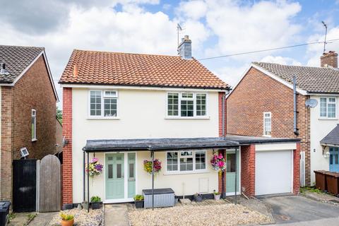 3 Beech Close, Blindley Heath, Lingfield, RH7 6JE