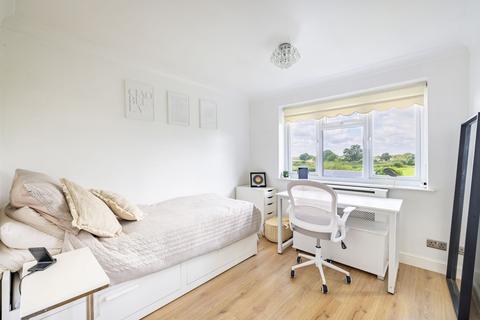 3 Beech Close, Blindley Heath, Lingfield, RH7 6JE
