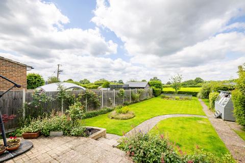 3 Beech Close, Blindley Heath, Lingfield, RH7 6JE