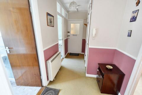 2 bedroom apartment for sale, Colbert Avenue, Southend-On-Sea, SS1