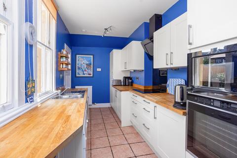 28 Dalkeith Street, Edinburgh, EH15 2HR